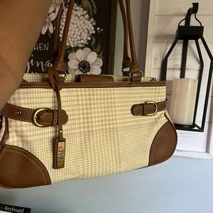 SUPER CUTE CHAPS HANDBAG little stain inside